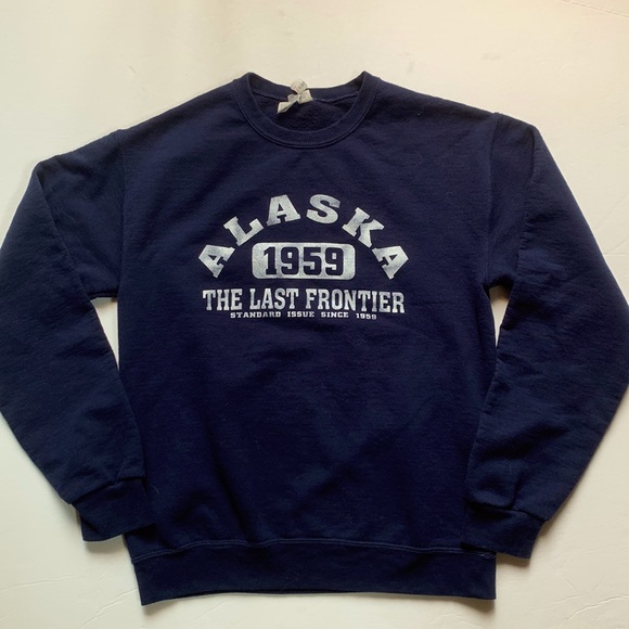 Jerzees Tops - Jerzees Women’s Sweatshirt